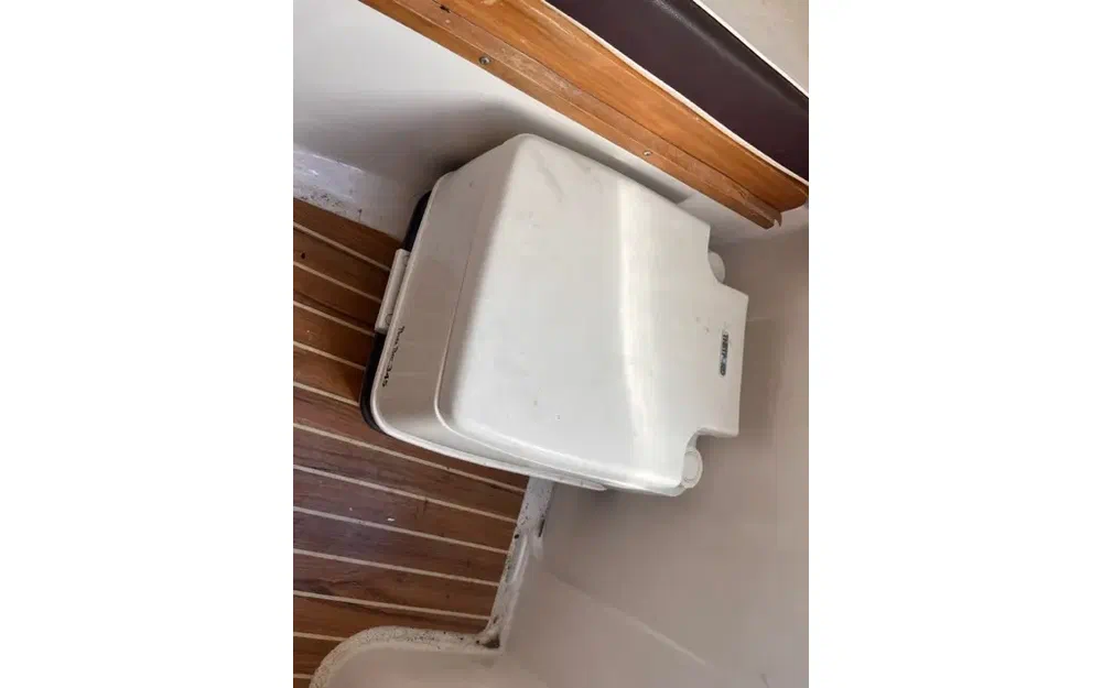 slider 10 Quicksilver 650 Cruiser