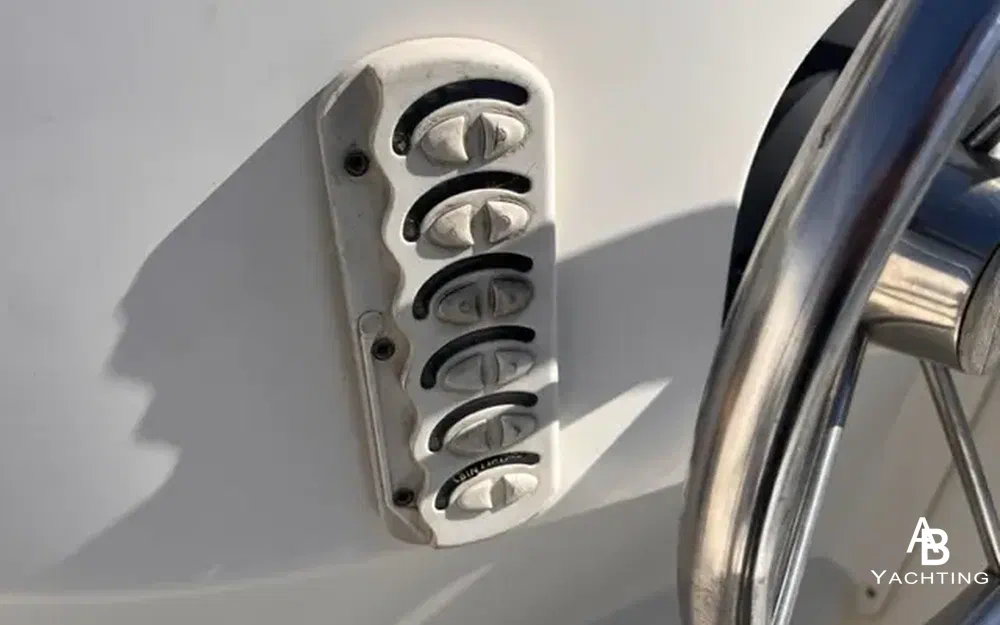 slider 5 Quicksilver 650 Cruiser