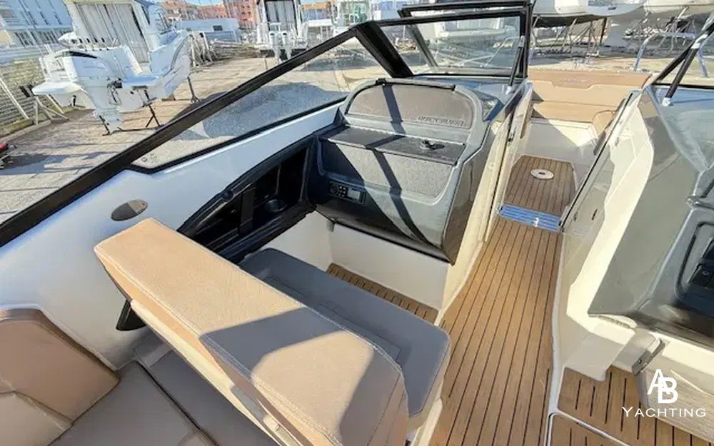 slider 13 Quicksilver Activ 755 Bowrider