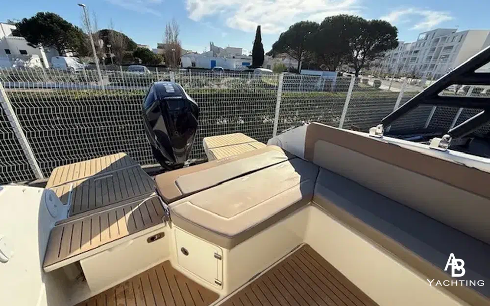 slider 16 Quicksilver Activ 755 Bowrider