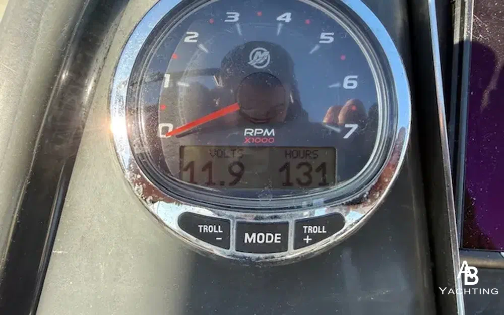 slider 18 Quicksilver Activ 755 Bowrider