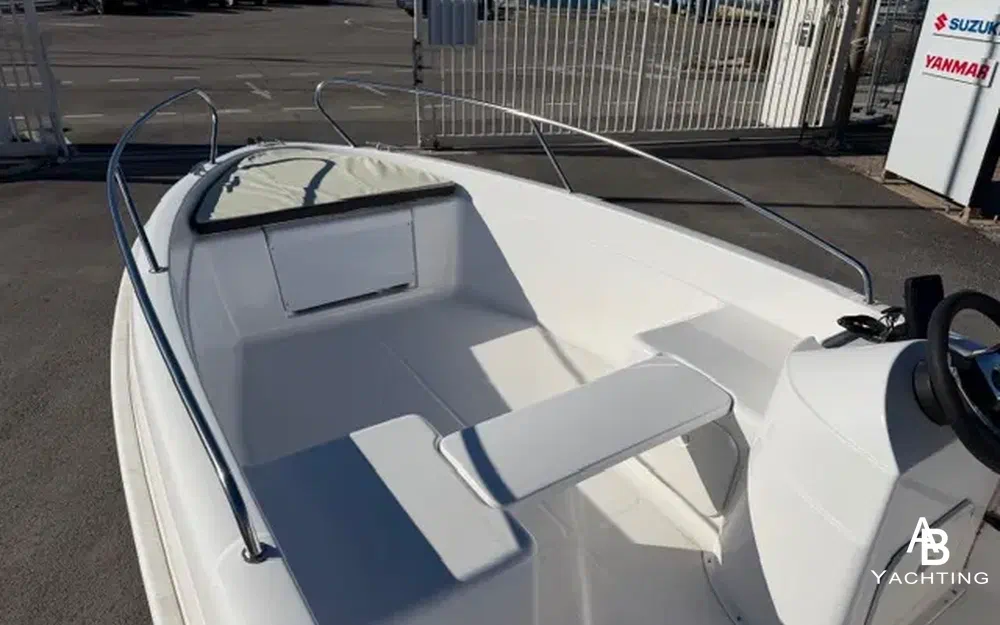 slider 5 B2 Marine Cap Ferret 452 Fish