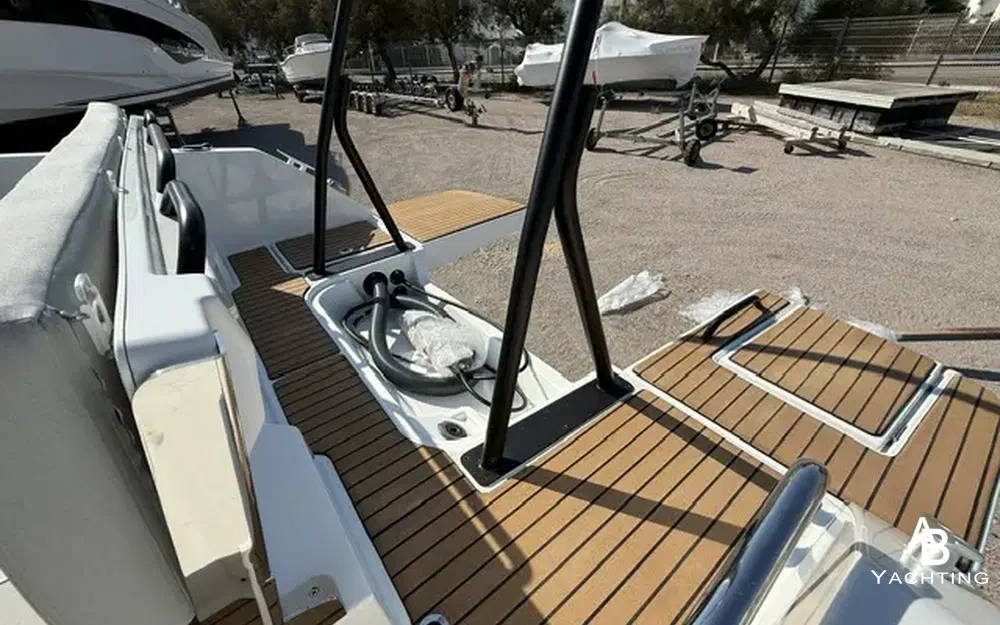 slider 9 Beneteau Flyer 8 SUNdeck V2