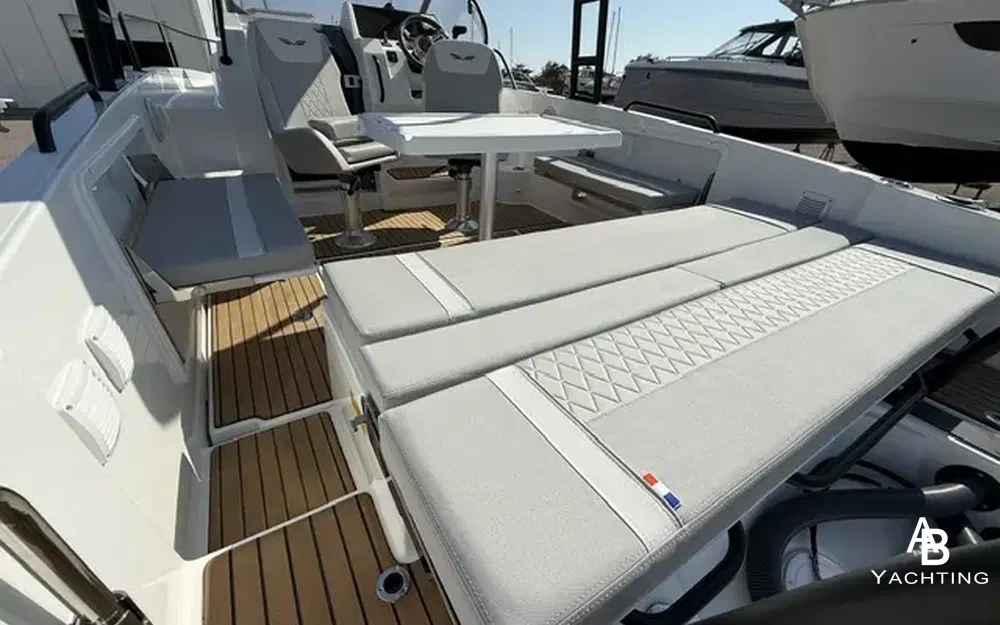slider 11 Beneteau Flyer 8 SUNdeck V2