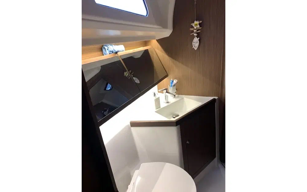 slider 10 Beneteau Oceanis 40.1