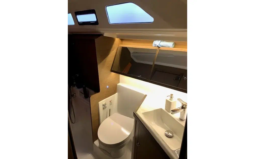 slider 11 Beneteau Oceanis 40.1