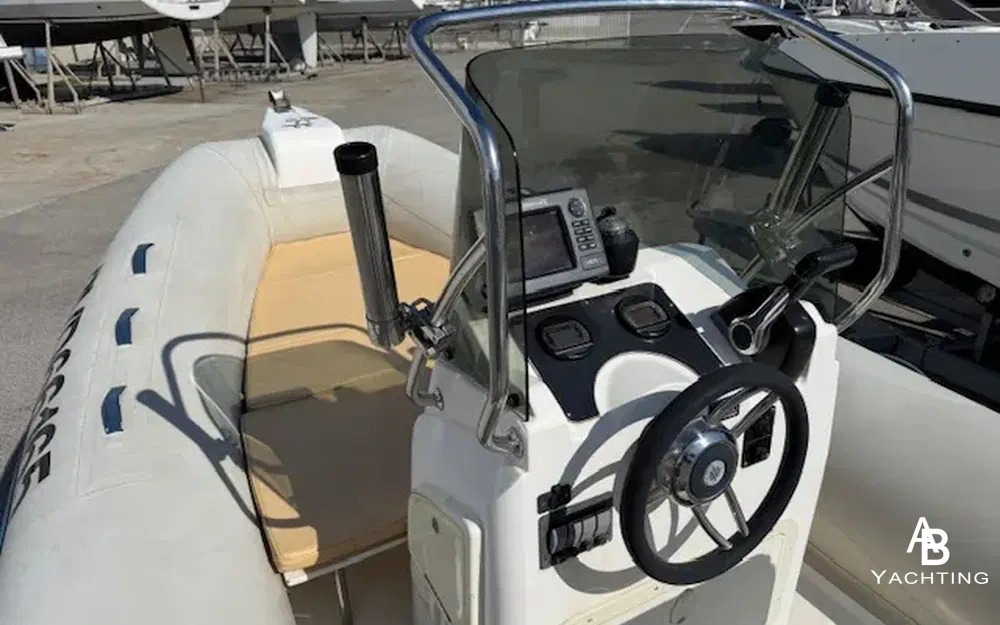 slider 4 Capelli Tempest 570 Luxe