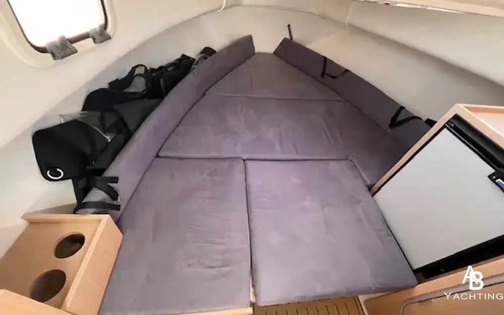 slider 9 B2 Marine Cap Ferret 752 Cruiser