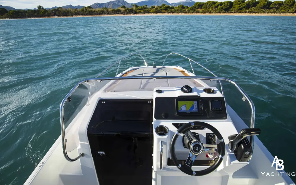 slider 4 Beneteau Flyer 6 SUNdeck