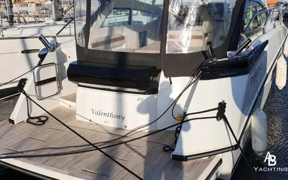 slider 1 Beneteau Gran Turismo 40