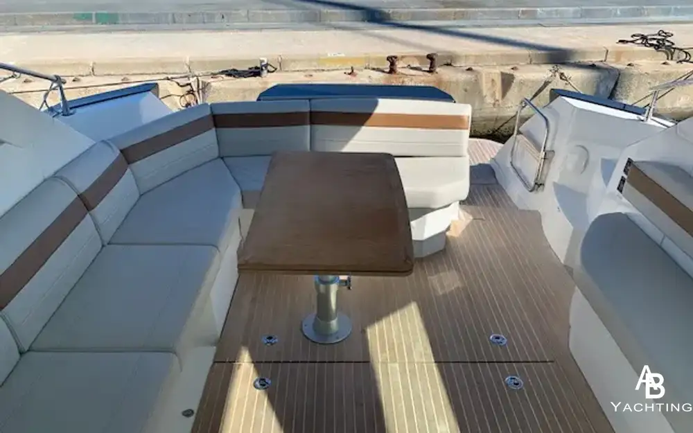 slider 3 Beneteau Gran Turismo 40