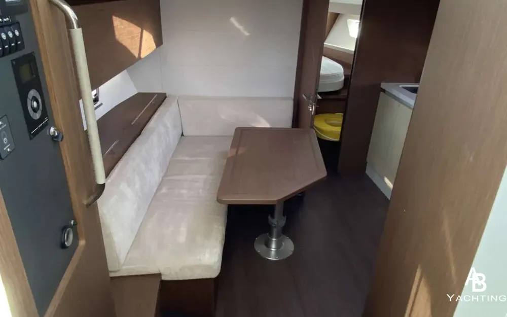 slider 6 Beneteau Gran Turismo 40 - null