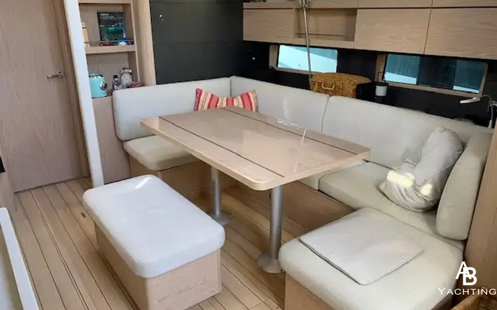 slider 10 Beneteau Oceanis 46.1