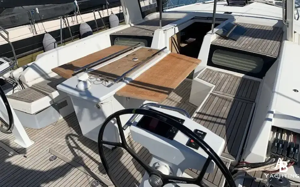slider 7 Beneteau Oceanis 46.1