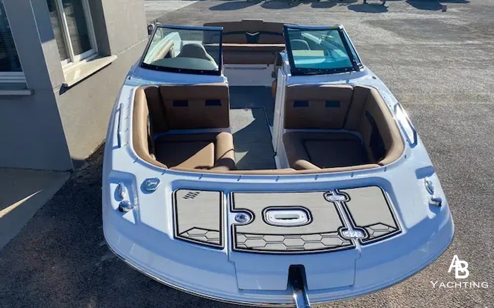 slider 17 Four Winns HD3