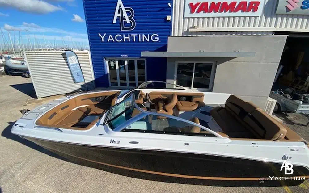 slider 18 Four Winns HD3