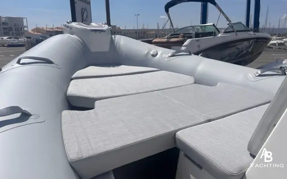 slider 8 Zodiac Medline 5.8