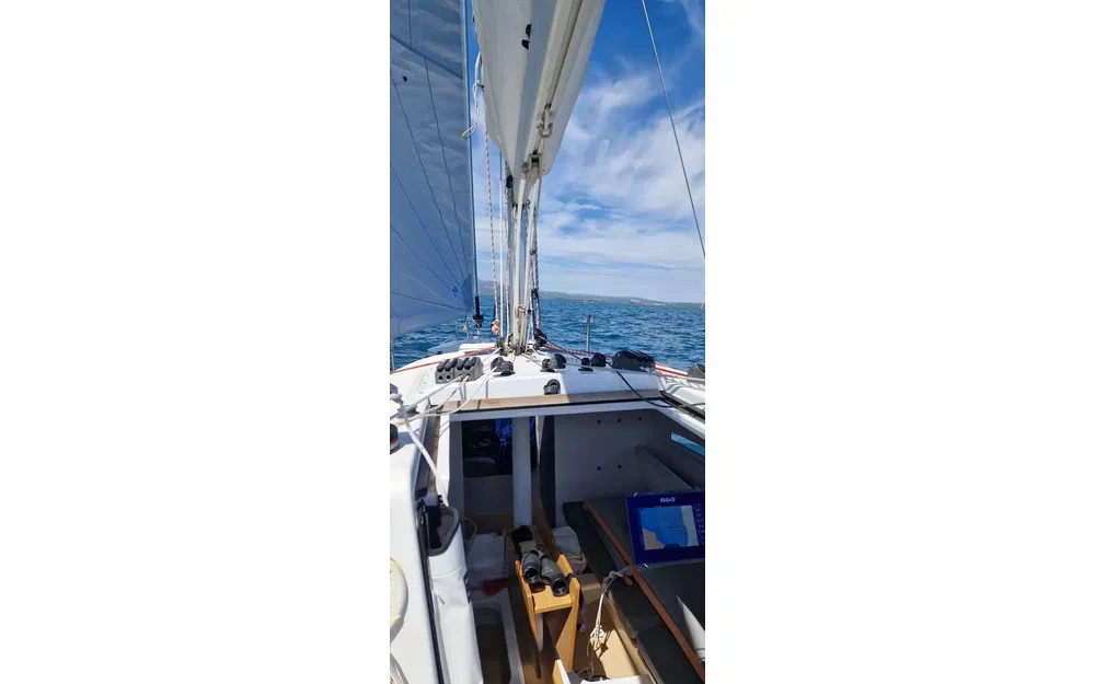 slider 12 Beneteau First 27
