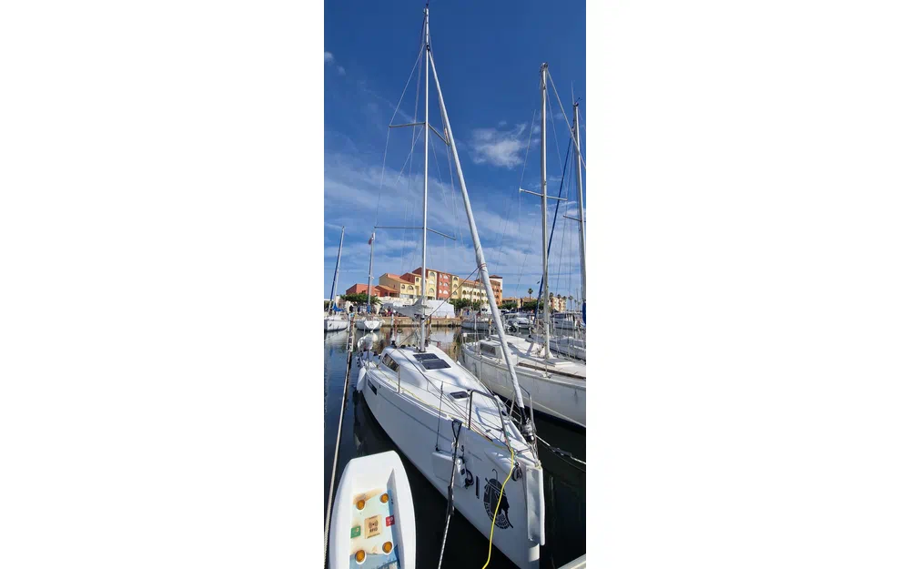 slider 3 Beneteau First 27