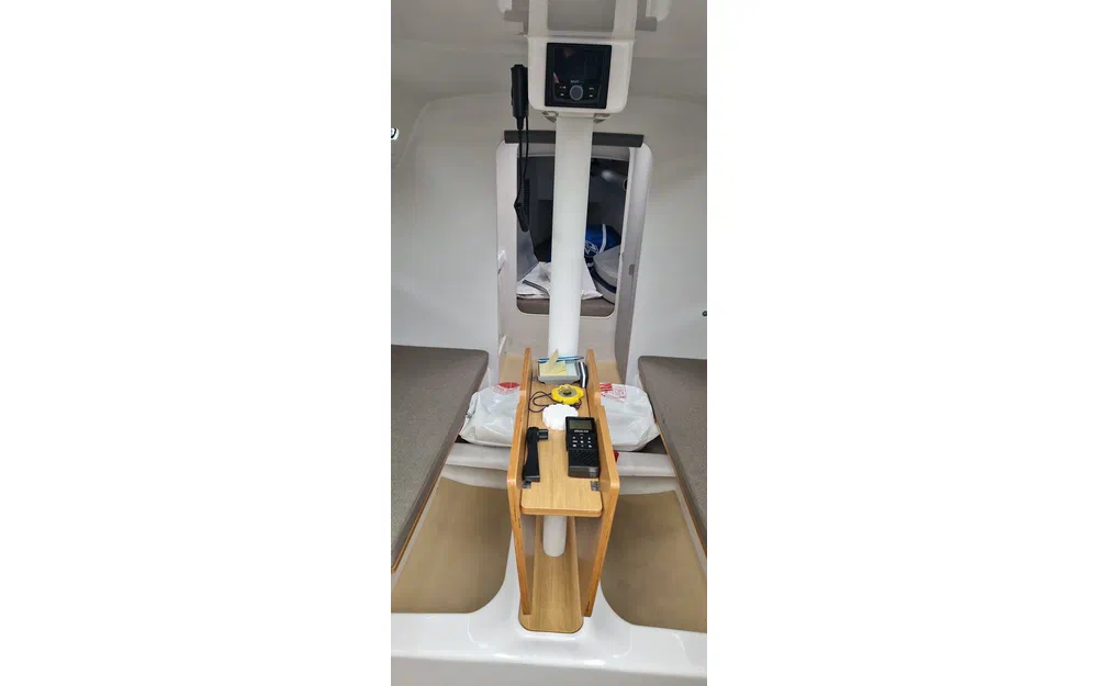 slider 5 Beneteau First 27