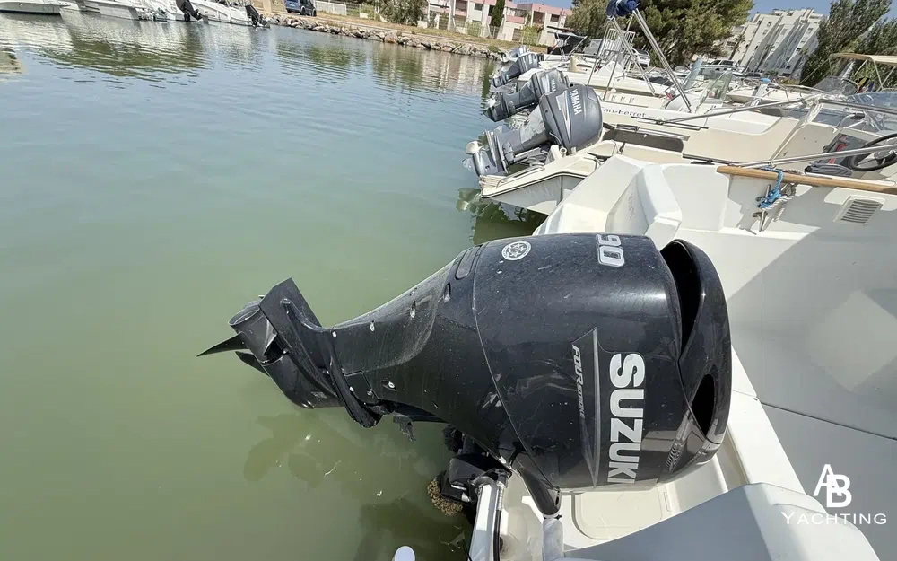 slider 6 Beneteau Antares 580