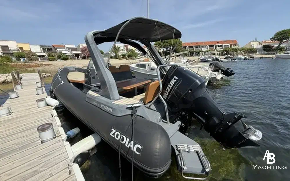 slider 1 Zodiac Medline 7.5
