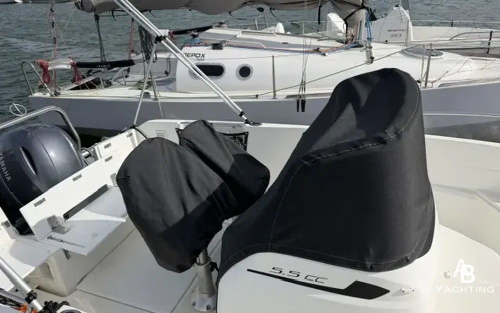 slider 7 Jeanneau Cap Camarat 5.5 CC Serie 2