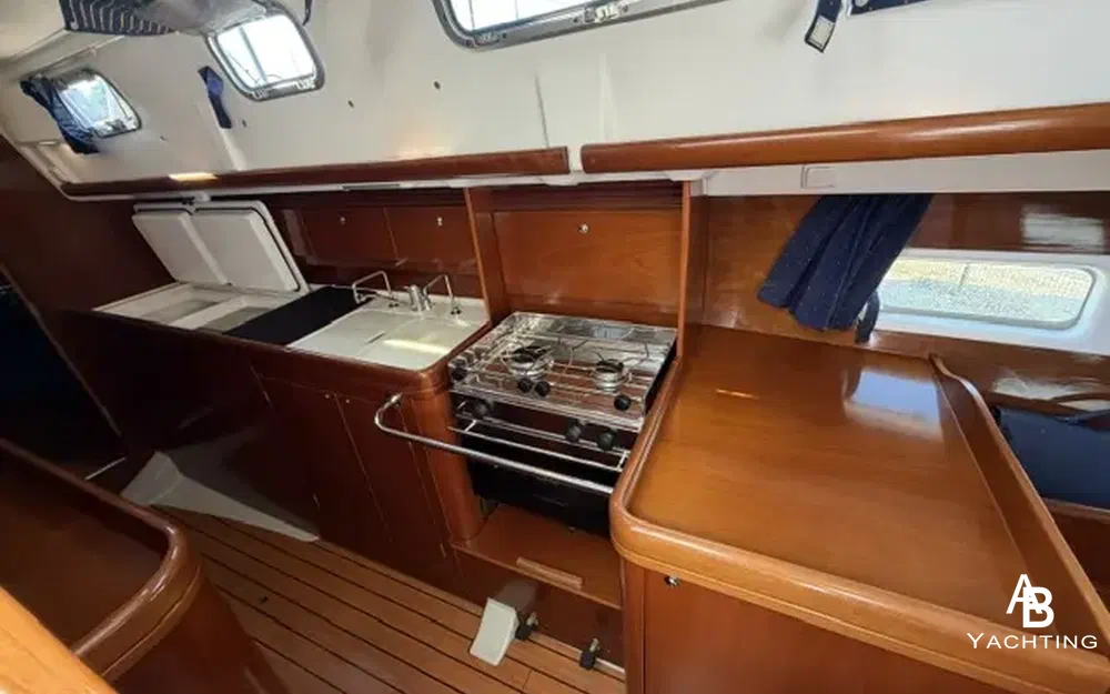 slider 9 Beneteau Oceanis 42 CC