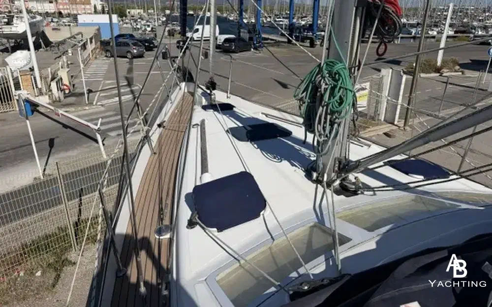 slider 3 Beneteau Oceanis 42 CC
