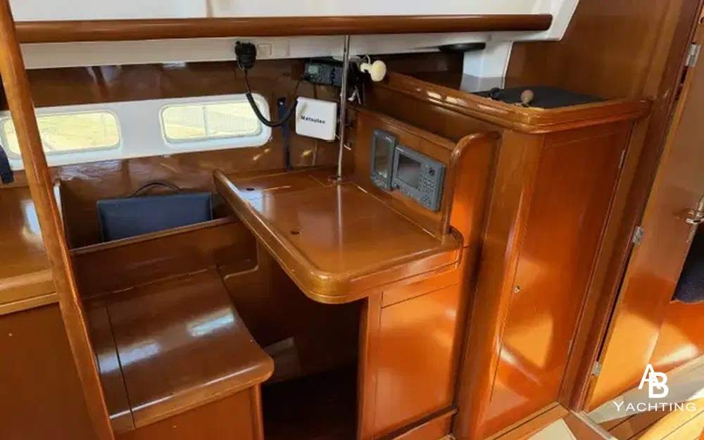 slider 7 Beneteau Oceanis 42 CC