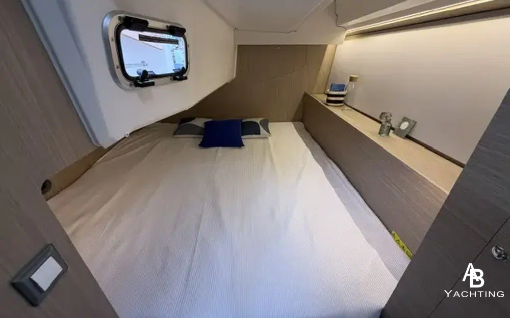 slider 13 Beneteau Oceanis 37.1