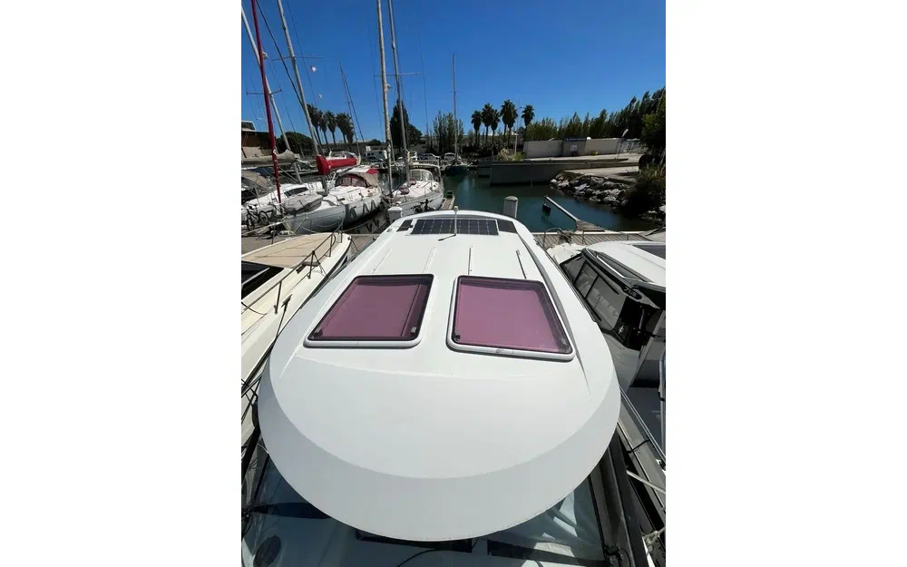 slider 2 Jeanneau Merry Fisher 855