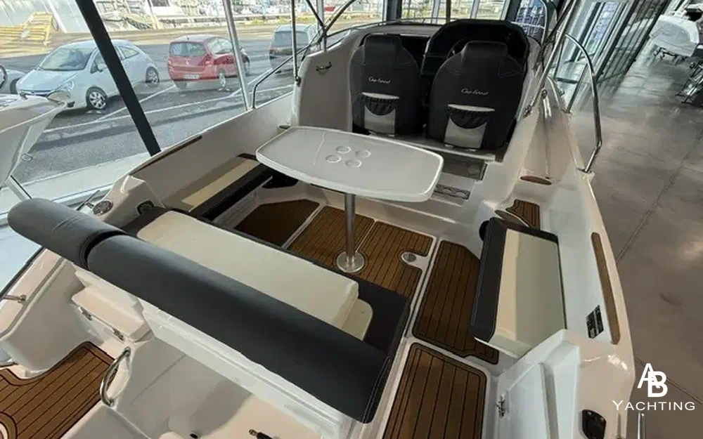 slider 2 B2 Marine Cap Ferret 752 Cruiser