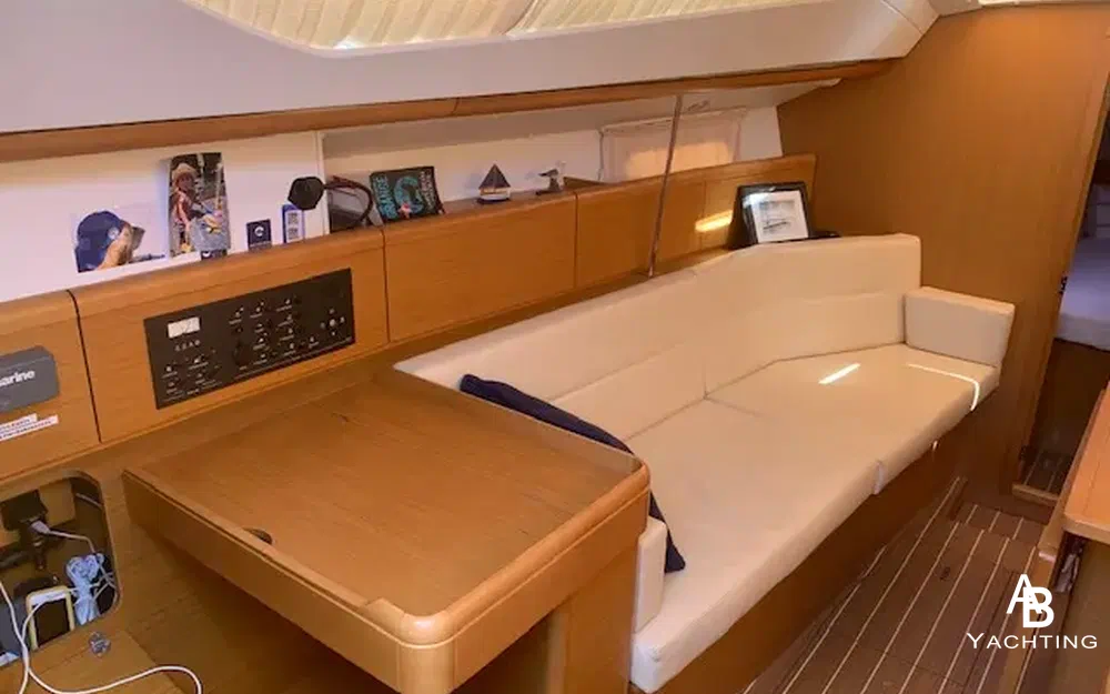 slider 10 Jeanneau Sun Odyssey 39 DS