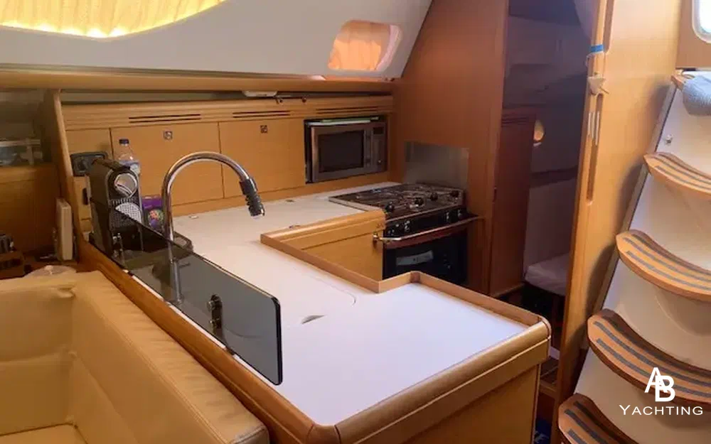 slider 11 Jeanneau Sun Odyssey 39 DS