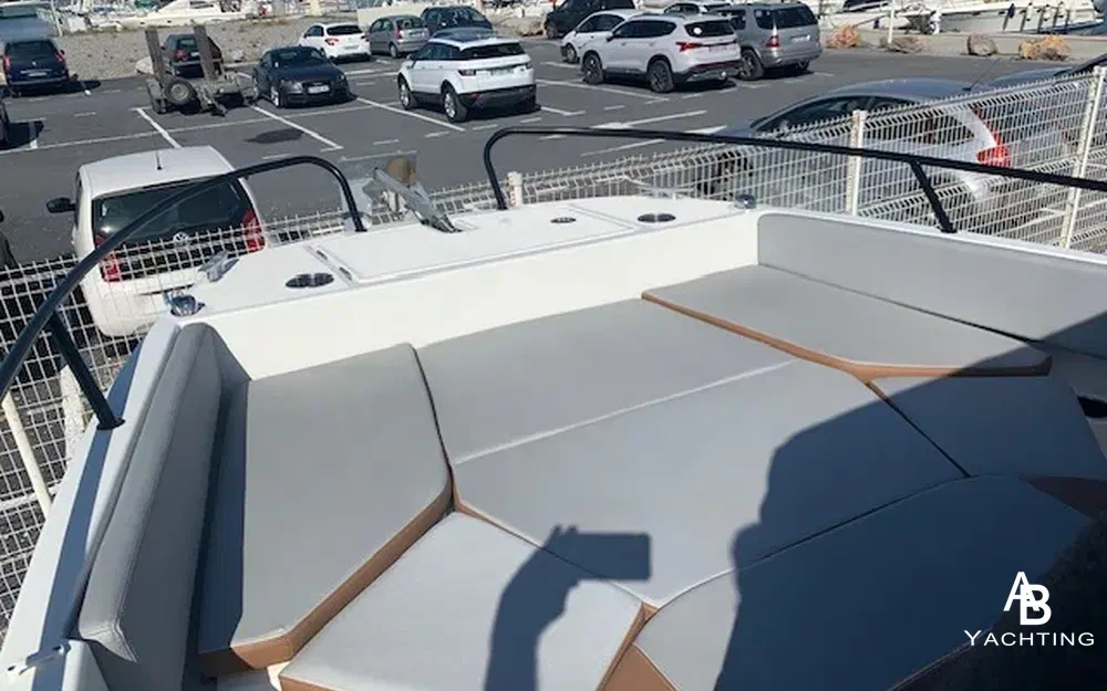 slider 4 Beneteau Flyer 7 SPACEdeck