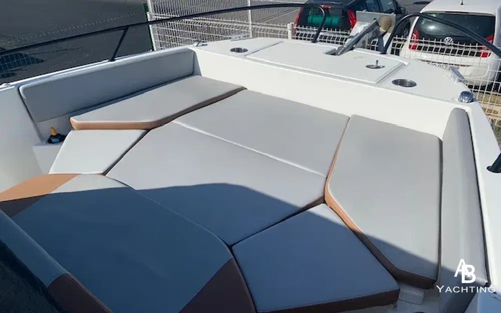 slider 6 Beneteau Flyer 7 SPACEdeck