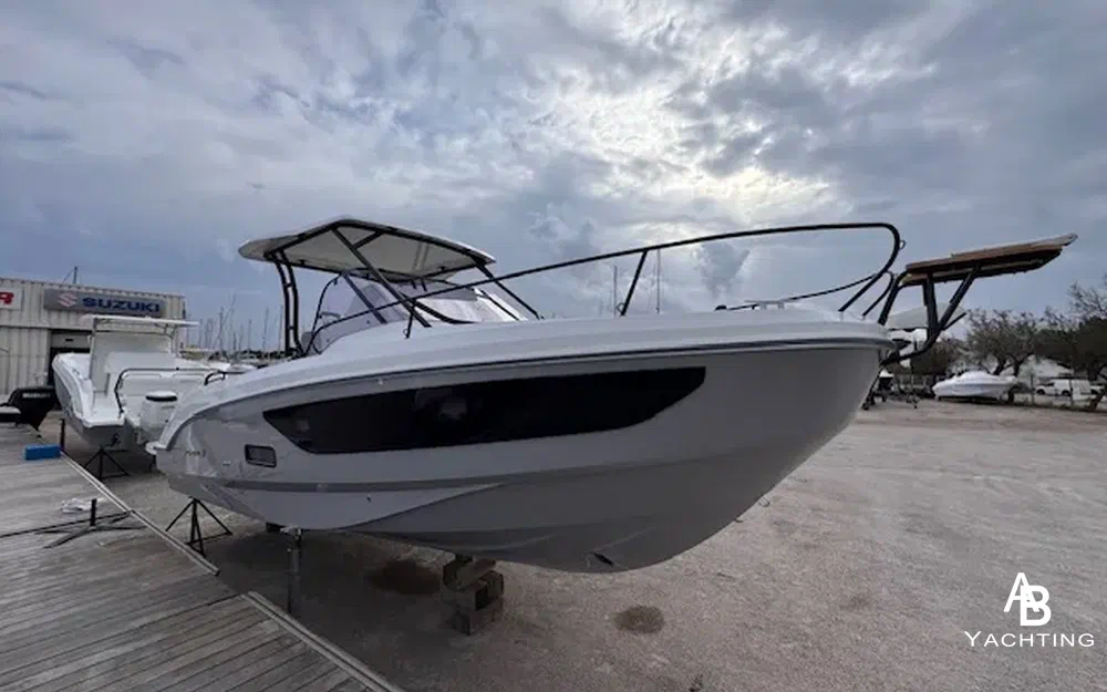 slider 3 Beneteau Flyer 9 Sundeck