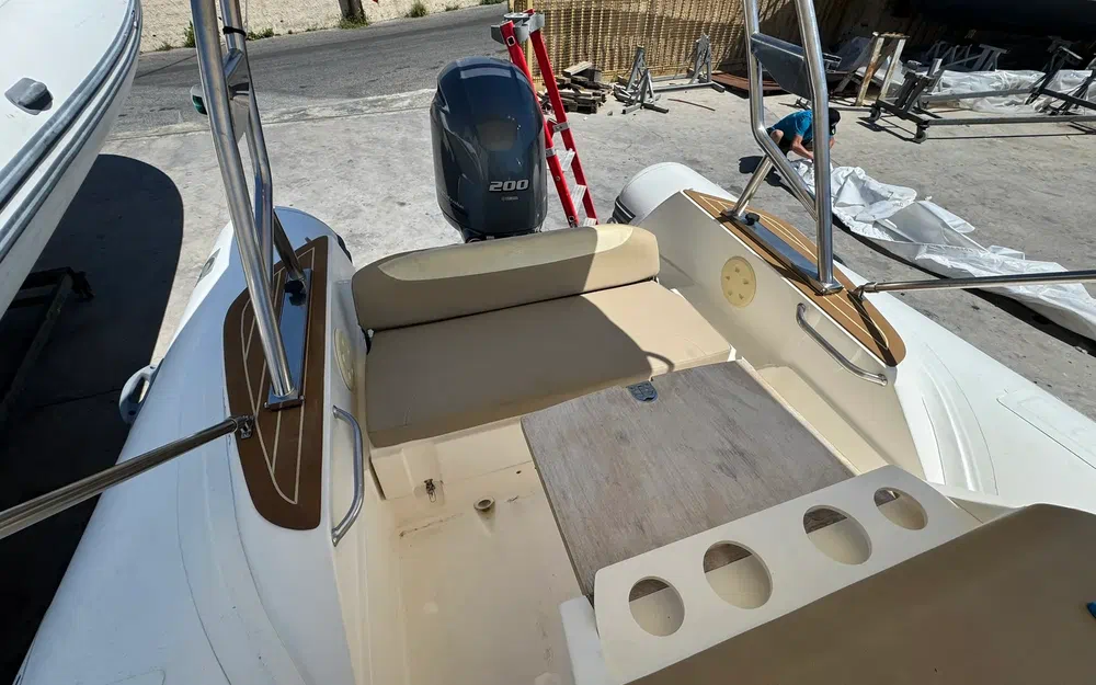 Capelli Tempest 650 Luxe