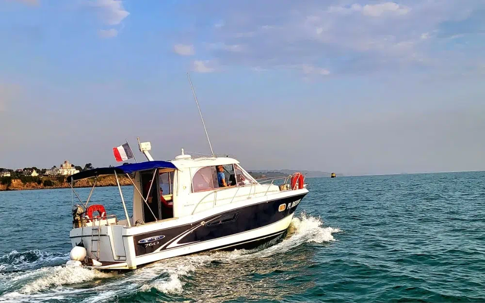 Beneteau Antares 760