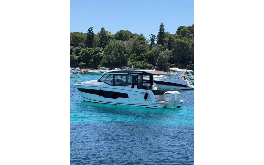 Jeanneau Merry Fisher 1095
