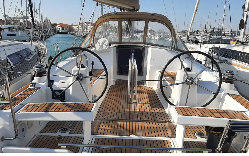 Beneteau Oceanis 35.1
