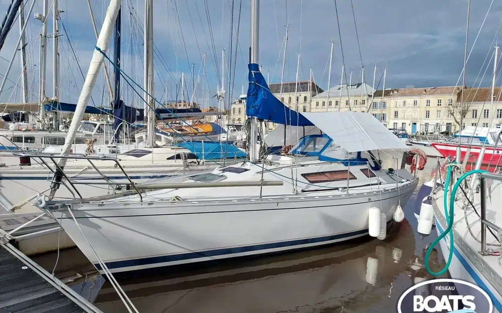 Beneteau First 305