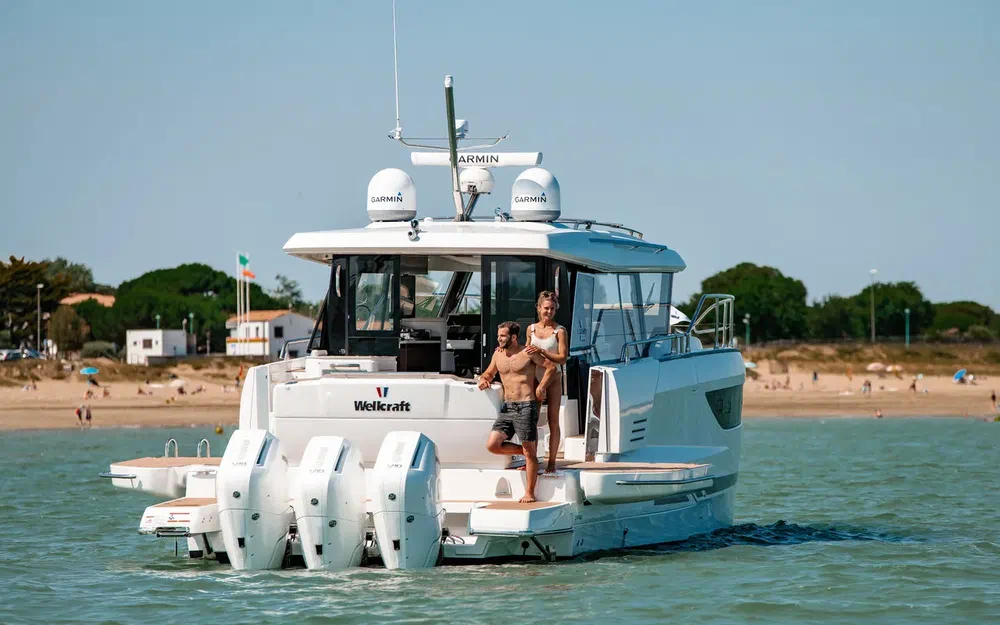 Wellcraft 44 Explorer