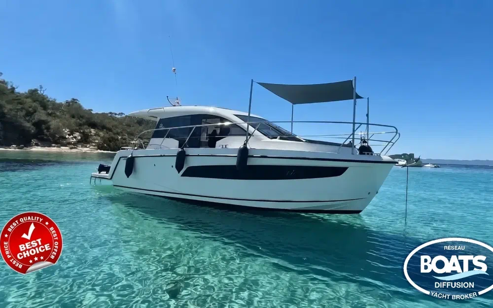 Sealine  C335