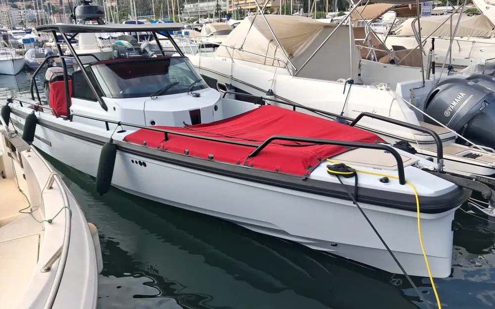 Brabus Marine Shadow 500