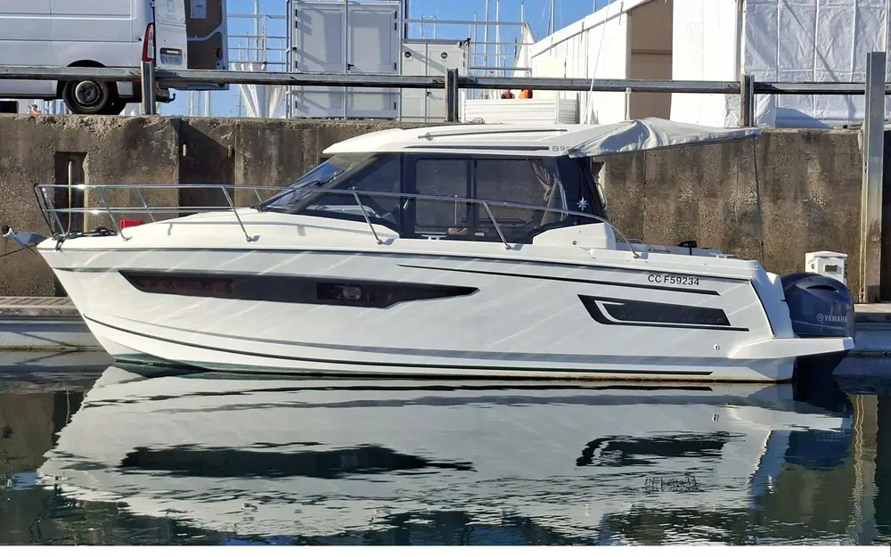 Jeanneau Merry Fisher 895
