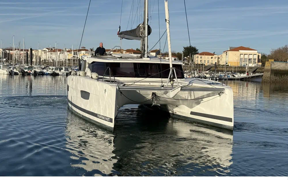 Fountaine Pajot Isla 40