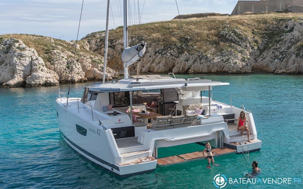 Fountaine Pajot Astrea 42 exterieur photo de présentation