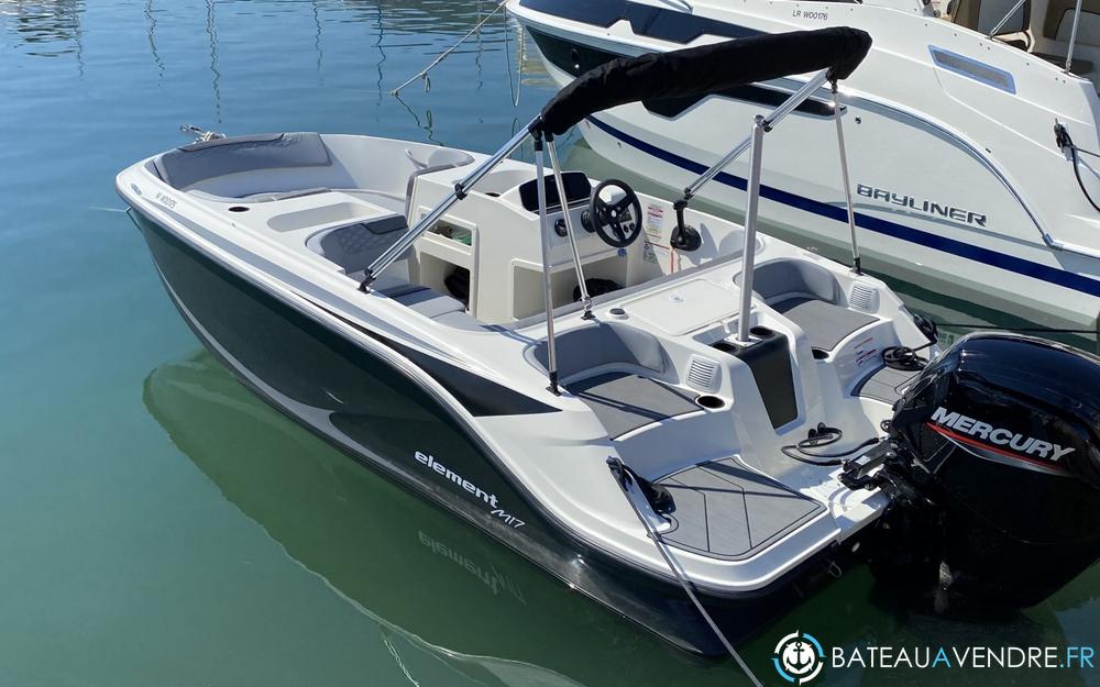 Bayliner Element M17 exterieur photo de présentation